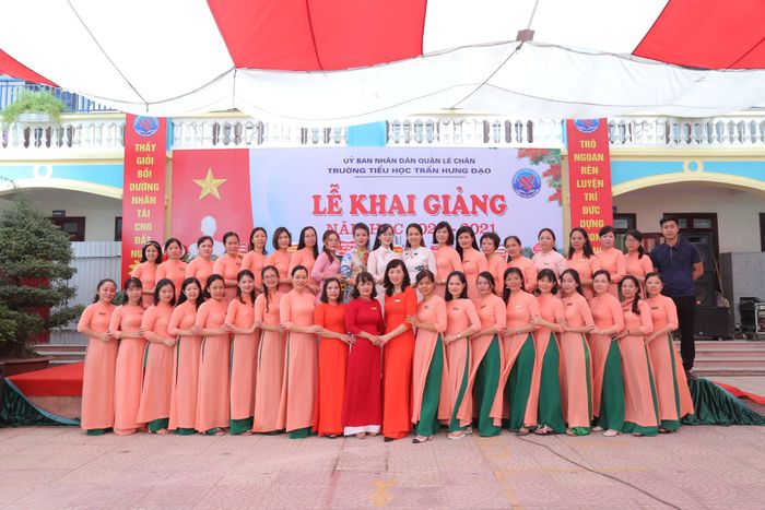 Hình ảnh đẹp về Trường Tiểu học Trần Hưng Đạo - góc nhìn mới qua ống kính