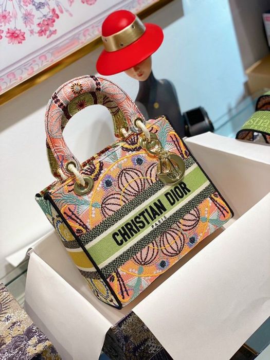 BST túi xách cao cấp mới nhất từ SaiGon Bag