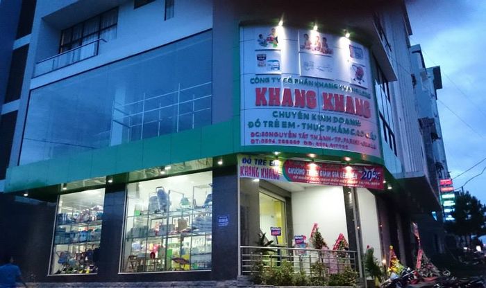 Không gian mua sắm tại Khang Khang