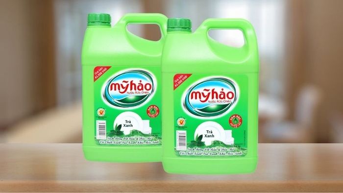 Hình ảnh minh họa nước rửa chén Mỹ Hảo trong sử dụng hàng ngày