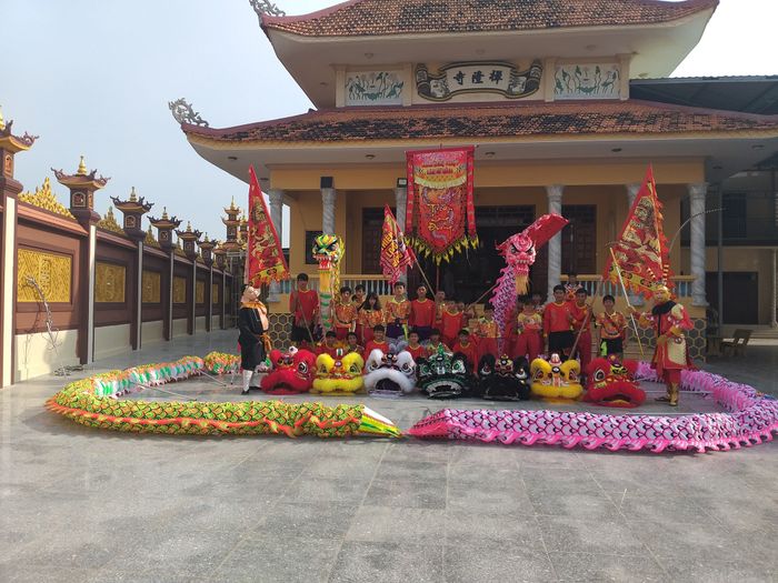 Khoảnh khắc ấn tượng từ màn biểu diễn của Đoàn Lân Sư Rồng Thiên Long Đường