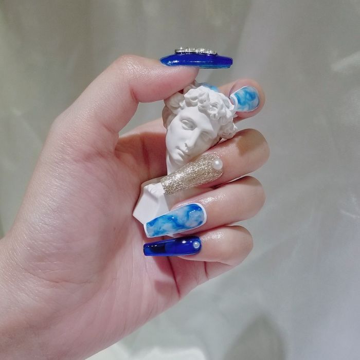 BORA nail bar ảnh 2 - Bộ sưu tập mẫu nail đẹp mê hoặc từ chất liệu cao cấp