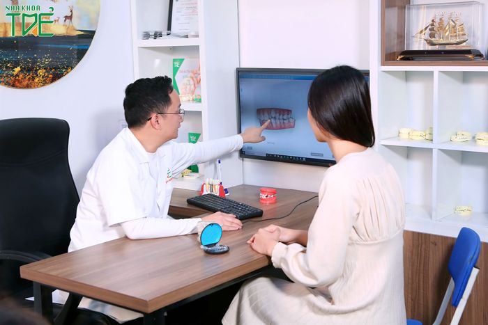 Bác sĩ Nguyễn Huy Hoàng - Hình ảnh minh họa 1