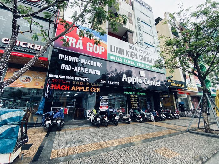 [Hình ảnh] Apple Center - Không gian trưng bày sản phẩm Apple sang trọng