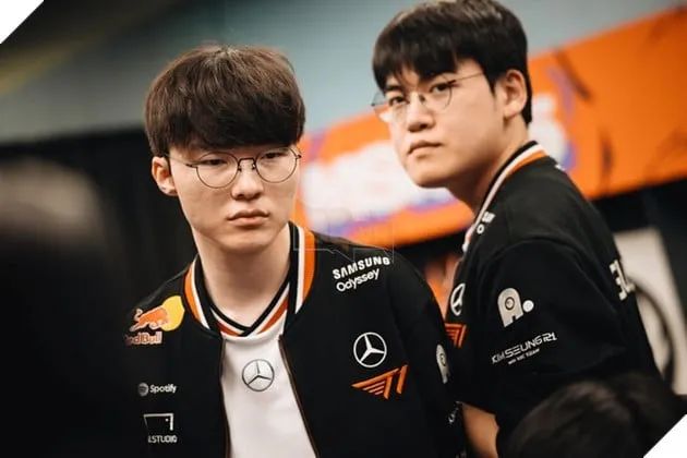 Cộng đồng LMHT đề xuất Faker ngừng sử dụng một tướng nhất định sau trận thắng đầy khó khăn trước CFO