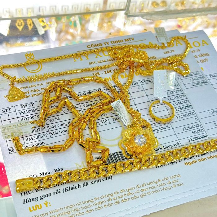 Bộ sưu tập đặc biệt của Tiệm vàng Mỹ Xuân Hoa qua ảnh thứ hai