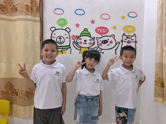 Hình ảnh ấn tượng về Anh Ngữ TARA