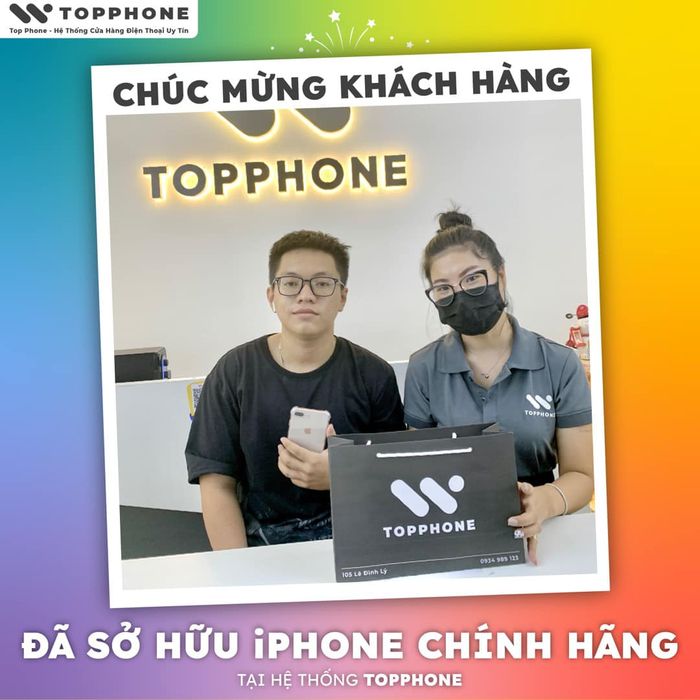 [Hình ảnh] TopPhone - Không gian trưng bày iPhone sang trọng