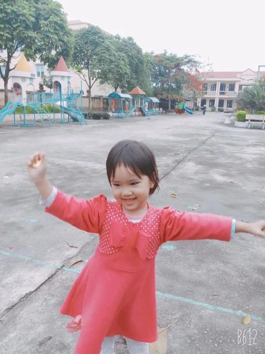 Ảnh 1: Trường Mầm non Hạ Mỗ - Không gian học tập tràn ngập tiếng cười với các góc hoạt động sáng tạo, nơi trẻ được tự do khám phá bản thân