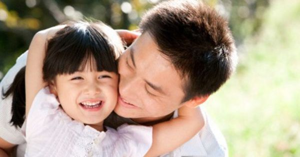 Hình ảnh minh họa chân thực về tình cha con (Nguồn: Internet)