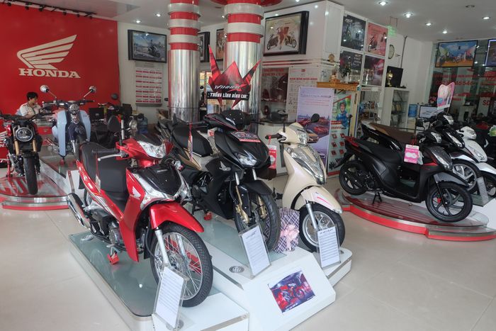 Head Ngọc Huệ ảnh 1 - Không gian trưng bày hiện đại với đầy đủ các dòng xe Honda mới nhất