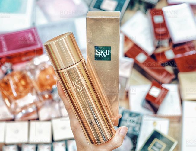 Bộ sưu tập ảnh chân thực về SK-II LXP Ultimate Perfecting Essence
