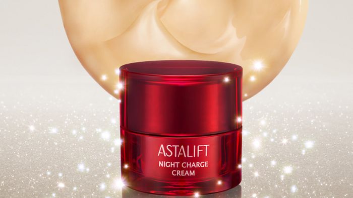Hình ảnh thực tế kem dưỡng đêm Astalift Night Charge Cream
