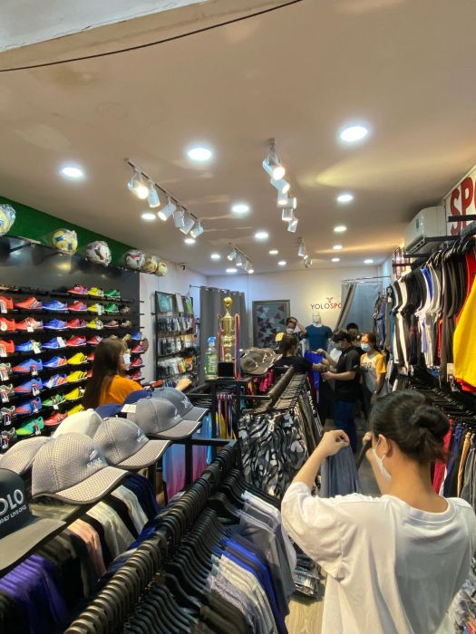Hình ảnh cửa hàng YOLO SPORT