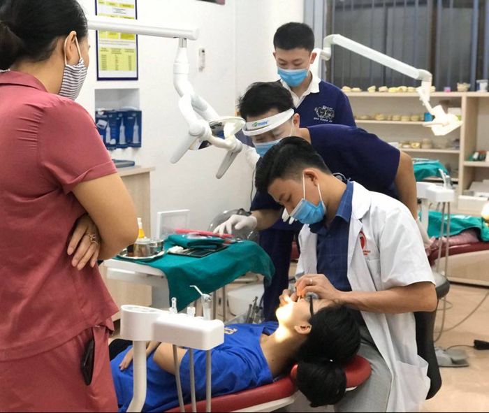 Nha Khoa Hoàng Bách hình ảnh 1