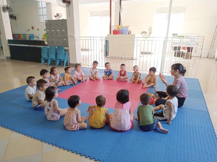 Hình ảnh không gian học tập tràn đầy ánh sáng tại Nhóm Trẻ Ánh Sao