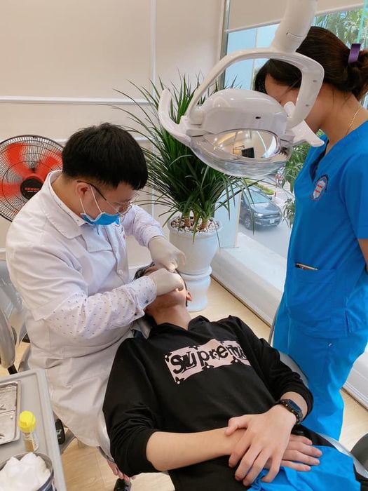 Đội ngũ bác sĩ chuyên môn cao tại Nha Khoa Quốc Tế Tâm Đức