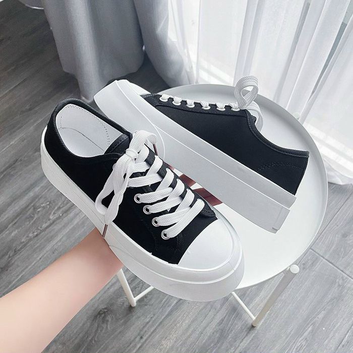 BST giày ulzzang bán chạy tại Kobuta89