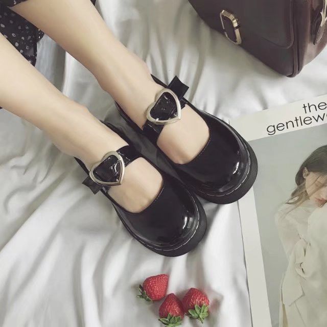 Những mẫu giày ulzzang bán chạy tại Lemona