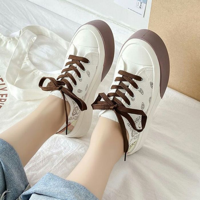 BST mới nhất từ BiBi House - Phong cách ulzzang đa dạng