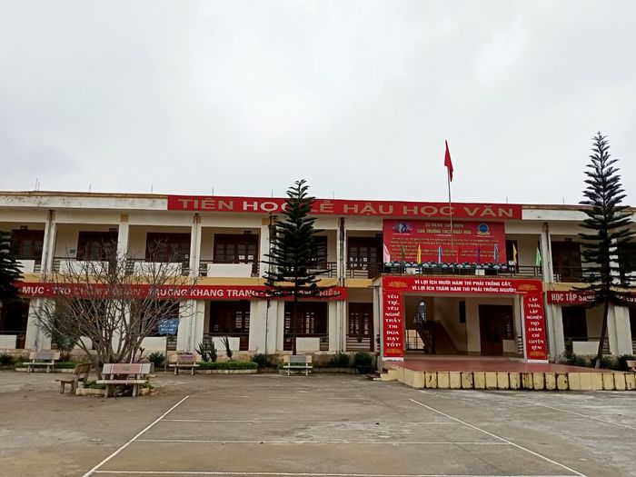 Hình ảnh ấn tượng về Trường THCS Xuất Hóa