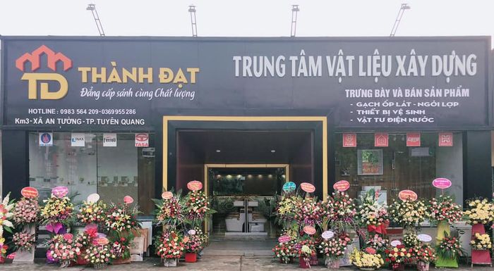 Không Gian Trưng Bày Sang Trọng Tại THÀNH ĐẠT