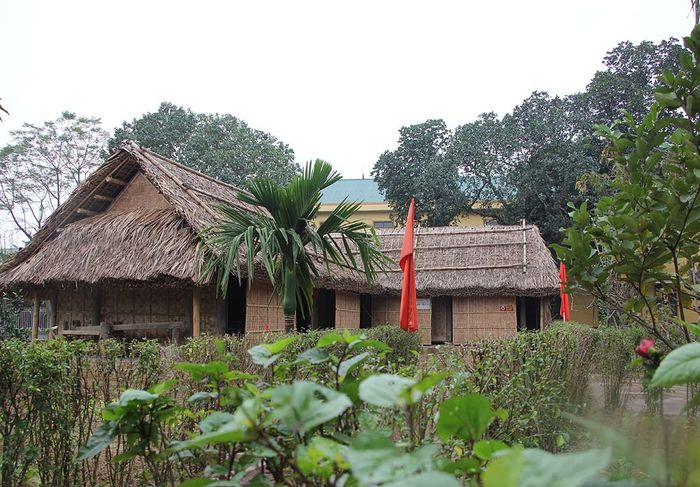 Hình ảnh minh họa số 1 - Ngôi nhà tranh giản dị của cụ Phan Bội Châu (Nguồn: internet)