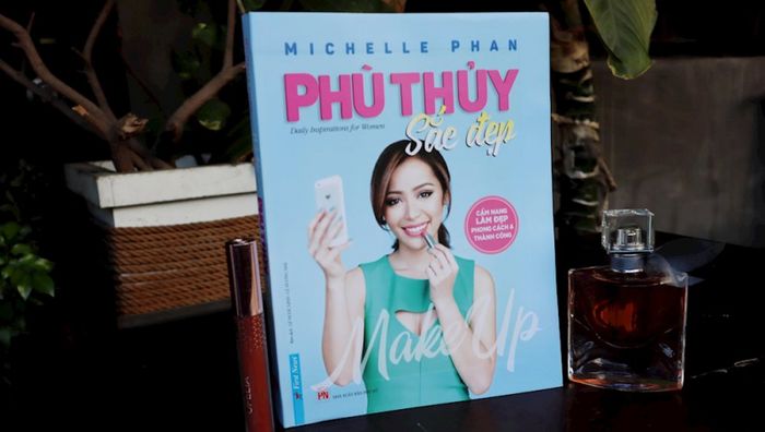 Hình ảnh bìa sách Phù Thủy Sắc Đẹp