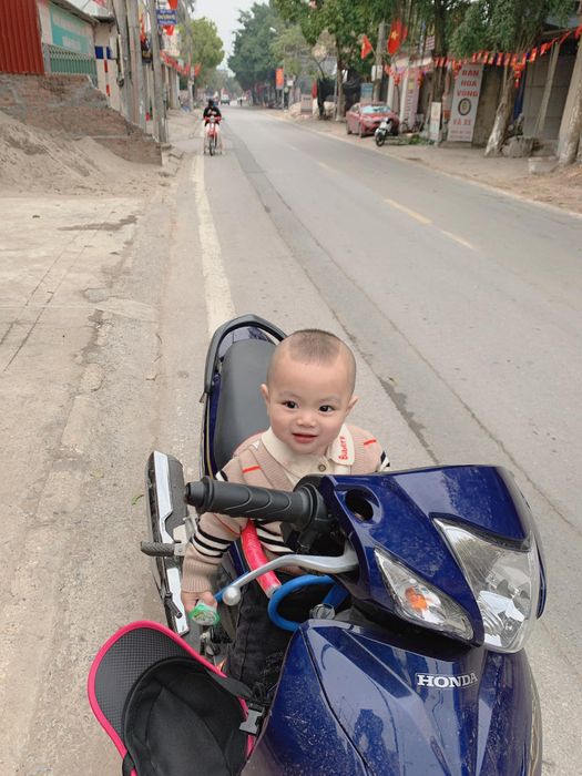 Hình ảnh chân thực về bé Bin đáng yêu