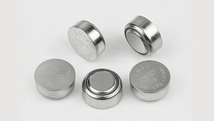 thay-pin-dong-ho-4