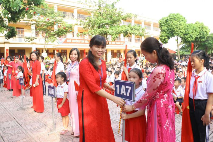 Hình ảnh đời thường tại Trường Tiểu học Yên Nghĩa ảnh 2