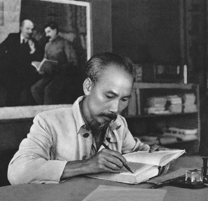 Hình ảnh minh họa: Khoảnh khắc tự do trong tù