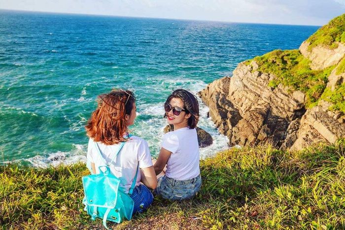 Hình ảnh minh họa số 1: Vẻ đẹp hoang sơ của đảo Cô Tô (Nguồn: internet)
