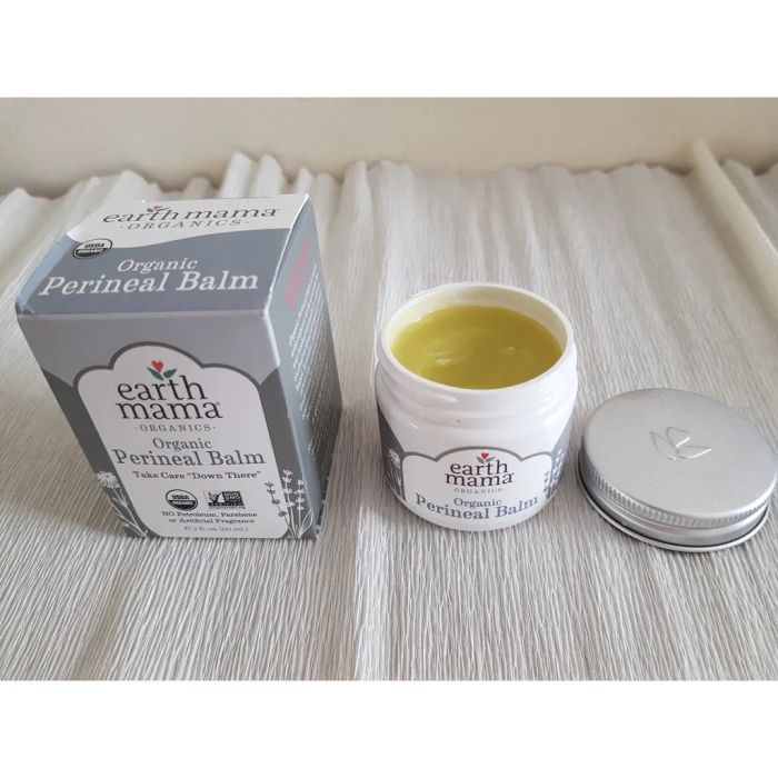 Hình ảnh thực tế kem bôi Earth Mama Bottom Balm