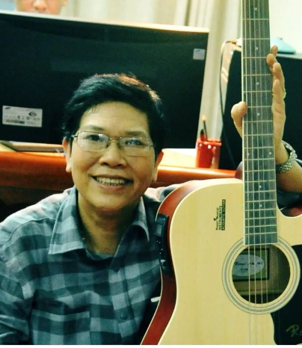 Nhà thơ, nhạc sĩ Đặng Hoàng Thái Giang - ảnh 2