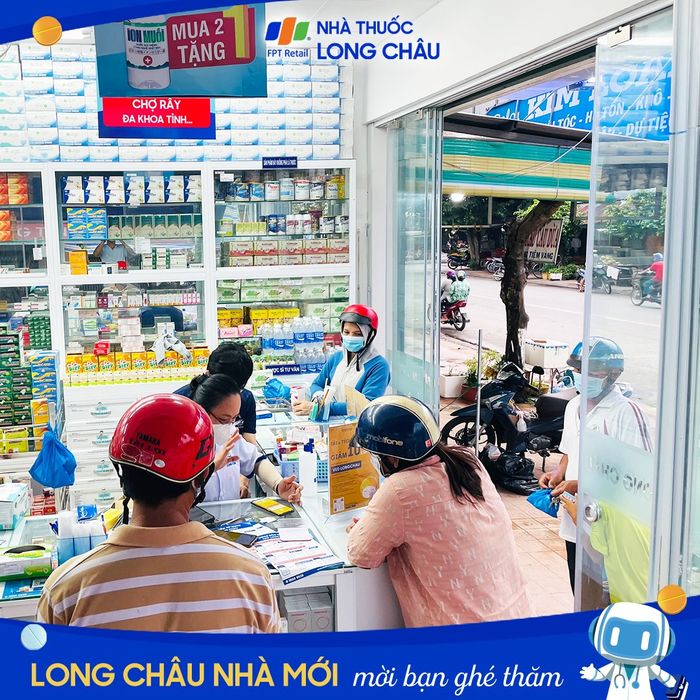 Hình ảnh Nhà Thuốc FPT Long Châu - Không gian hiện đại đạt chuẩn GPP