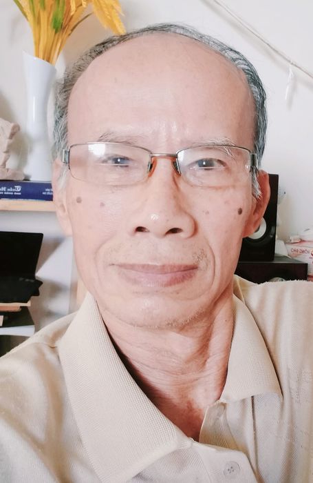 Chân dung nhà thơ Trần Bình Trị