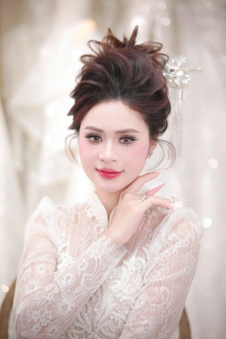 Ngọc Linh STUDIO - Vẻ đẹp tự nhiên đầy quyến rũ