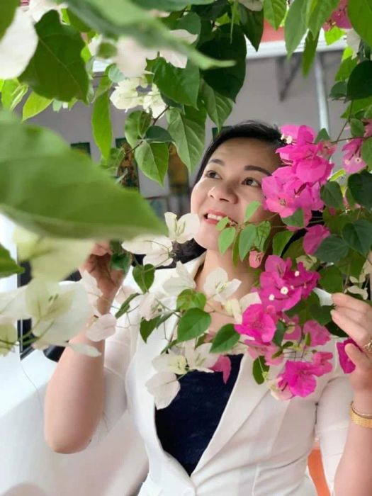 Cô giáo, nhà thơ Hà Nguyễn - hình ảnh 1