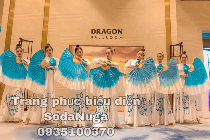 Trang phục biểu diễn Huế - SodaNuga - ảnh 1