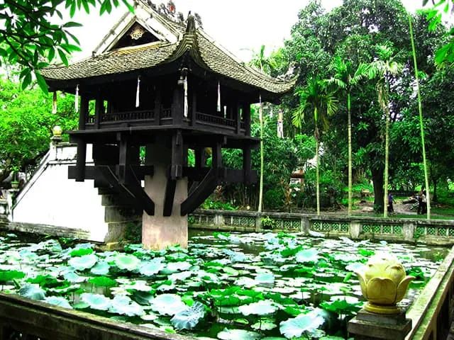 Chùa Một Cột - đóa sen vàng vươn lên giữa lòng Hà Nội (Nguồn: Internet)