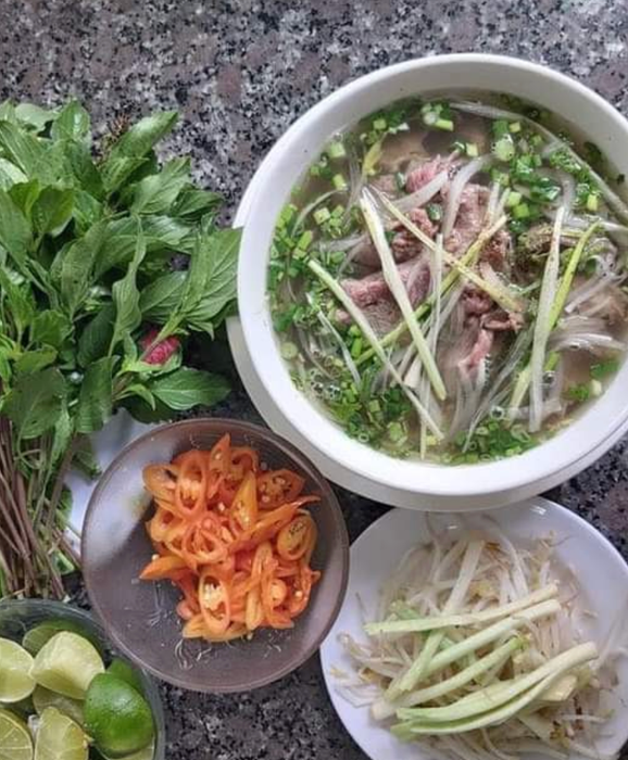 Hình ảnh quán Phở Pasteur - Một không gian ăn sáng lý tưởng tại TP. Thủ Dầu Một