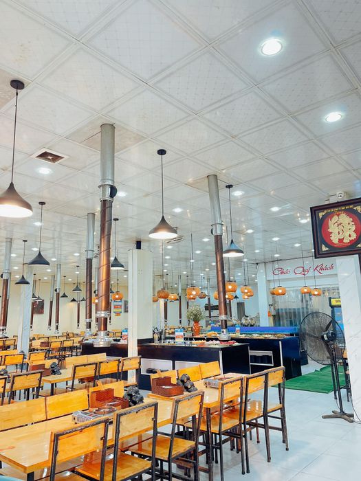 Hình ảnh không gian sang trọng tại VAK Buffet