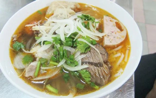 Bún bò Huế - Hương vị cố đô