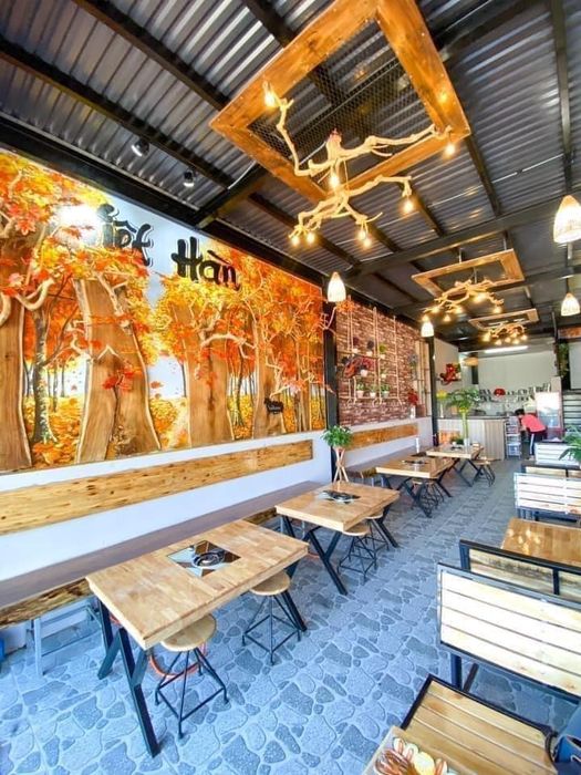 Bữa tiệc buffet đa dạng tại Lẩu Nướng Việt Hàn
