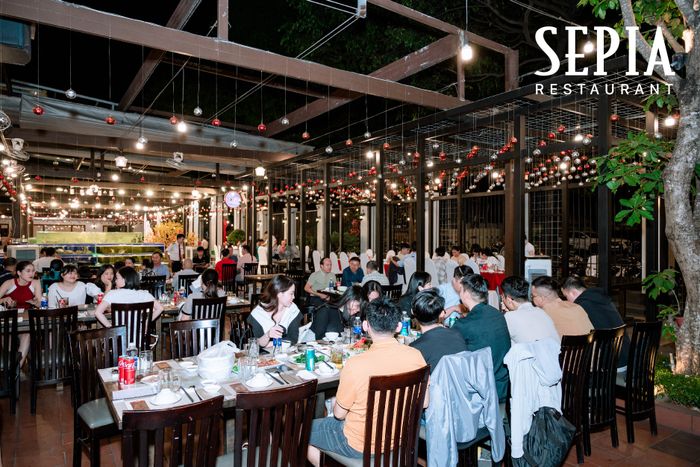 Ảnh Nhà Hàng Hải Sản Sepia 1
