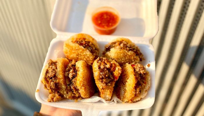 Hình ảnh xôi chiên Trần Khắc Chân vàng ruộm hấp dẫn