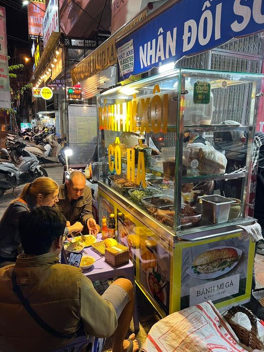 Hình ảnh bánh mì xôi Cô Hà - Đặc sản Đà Lạt