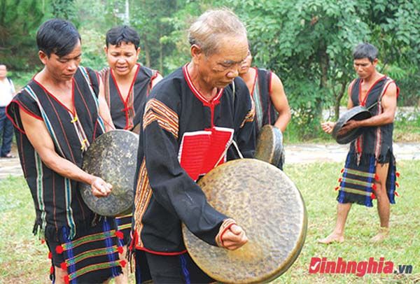 Hình ảnh minh họa số 1 - Tư liệu trực quan sinh động