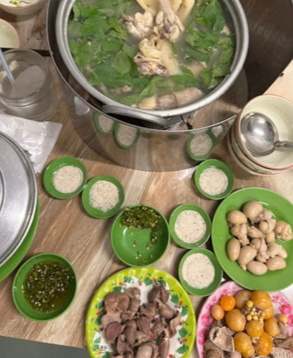 LẨU GÀ LÁ É TAO NGỘ BÌNH DƯƠNG ảnh 2